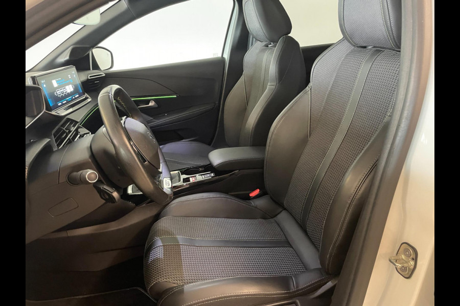 Peugeot 208 1.2 PureTech GT Pack PANO AIRCO NAVI CRUISE BLUETOOTH LED PARELMOER PRIVACYGLAS ZEER NETTE AUTO