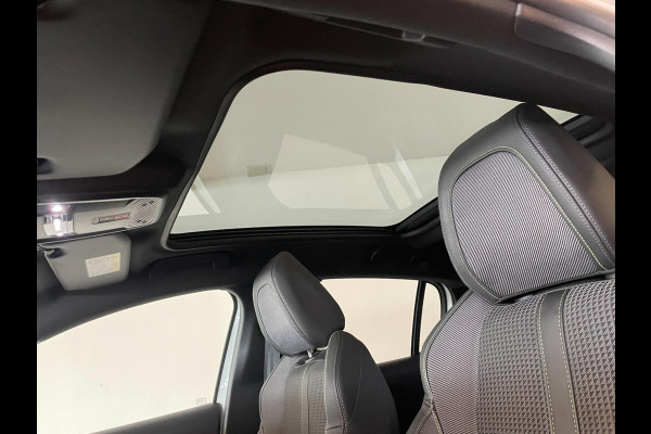 Peugeot 208 1.2 PureTech GT Pack PANO AIRCO NAVI CRUISE BLUETOOTH LED PARELMOER PRIVACYGLAS ZEER NETTE AUTO