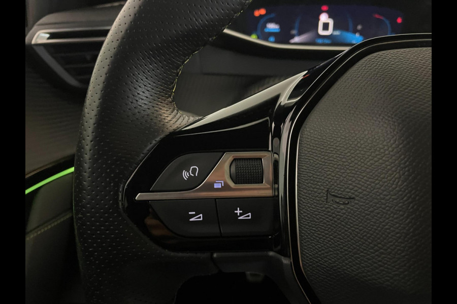 Peugeot 208 1.2 PureTech GT Pack PANO AIRCO NAVI CRUISE BLUETOOTH LED PARELMOER PRIVACYGLAS ZEER NETTE AUTO