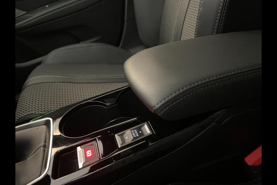 Peugeot 208 1.2 PureTech GT Pack PANO AIRCO NAVI CRUISE BLUETOOTH LED PARELMOER PRIVACYGLAS ZEER NETTE AUTO