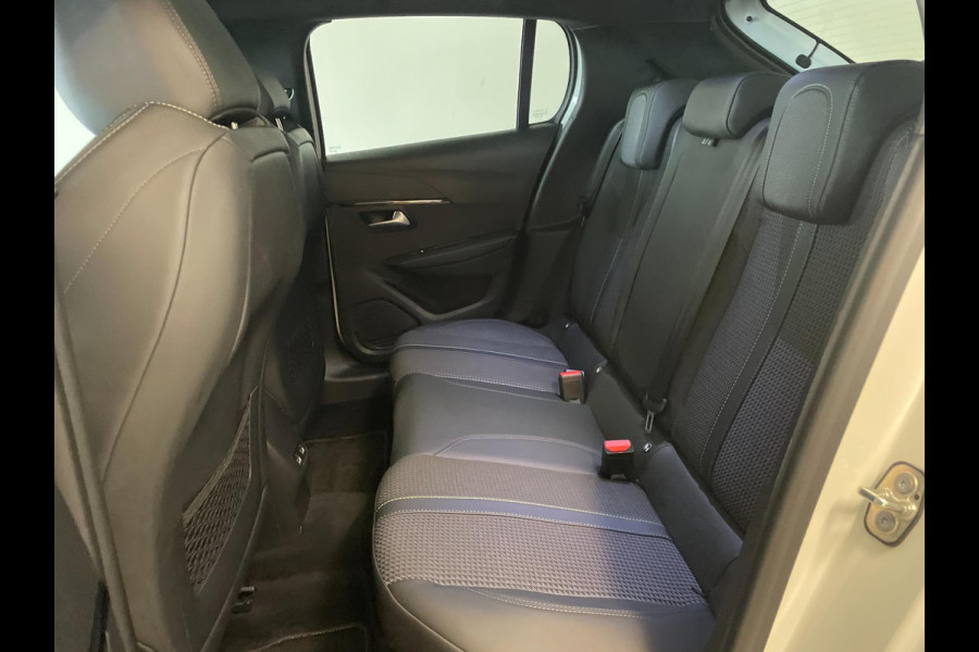 Peugeot 208 1.2 PureTech GT Pack PANO AIRCO NAVI CRUISE BLUETOOTH LED PARELMOER PRIVACYGLAS ZEER NETTE AUTO