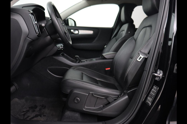 Volvo XC40 1.5 T4 Recharge Inscription | Leder | Stoel & stuurverwarming | Camera | Carplay | Navigatie | 18'' | Cruise control | Full LED | PHEV | Plug In
