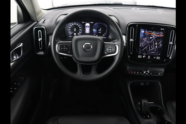 Volvo XC40 1.5 T4 Recharge Inscription | Leder | Stoel & stuurverwarming | Camera | Carplay | Navigatie | 18'' | Cruise control | Full LED | PHEV | Plug In