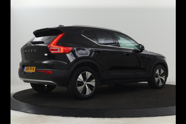 Volvo XC40 1.5 T4 Recharge Inscription | Leder | Stoel & stuurverwarming | Camera | Carplay | Navigatie | 18'' | Cruise control | Full LED | PHEV | Plug In