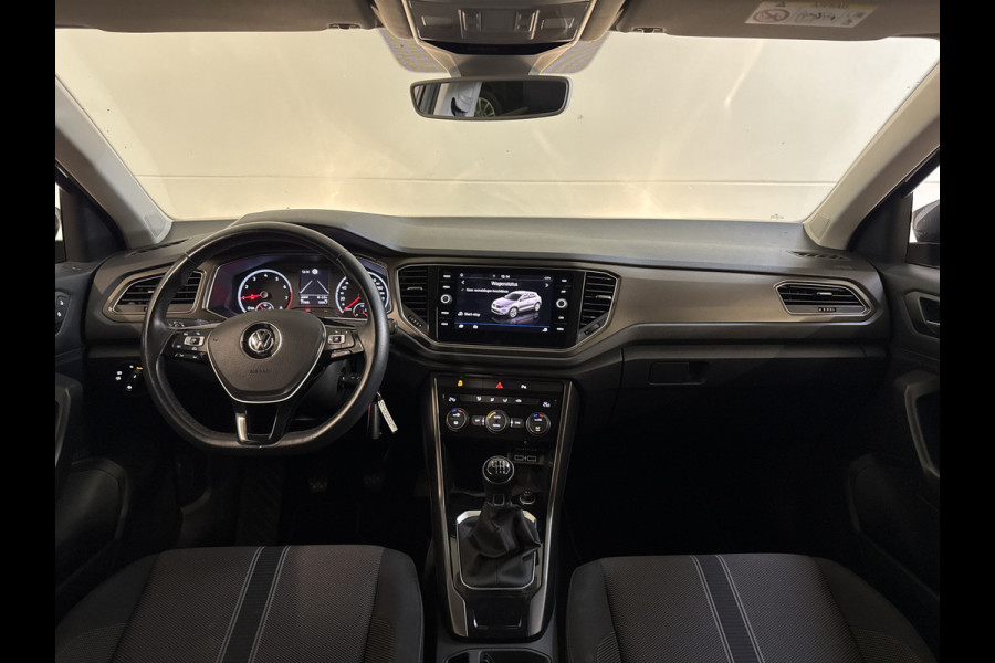 Volkswagen T-Roc TSI 115PK STYLE TREKHAAK/PDC/NAVI/ACC