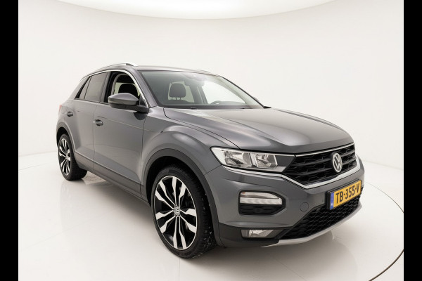 Volkswagen T-Roc TSI 115PK STYLE TREKHAAK/PDC/NAVI/ACC