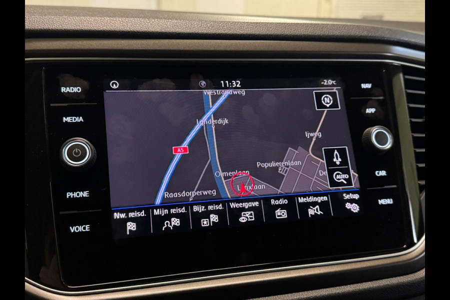 Volkswagen T-Roc TSI 115PK STYLE TREKHAAK/PDC/NAVI/ACC