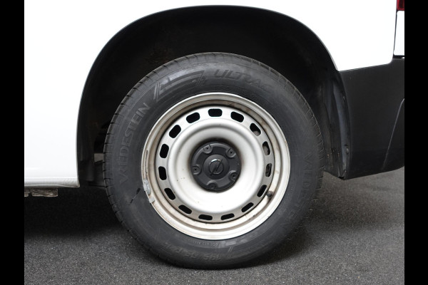 Opel Combo 102pk L1H1 Navi Apple Carplay/Android Auto Trekhaak Cruise Control Airco Parkeersensoren