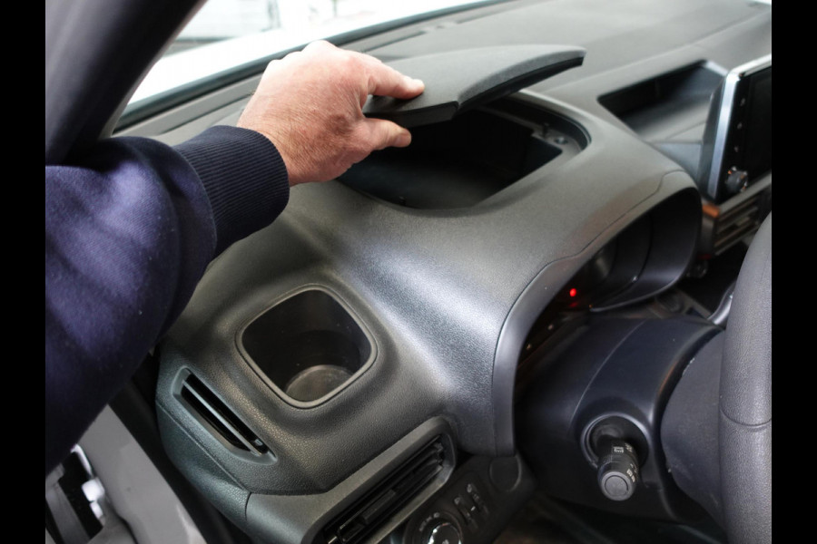 Opel Combo 102pk L1H1 Navi Apple Carplay/Android Auto Trekhaak Cruise Control Airco Parkeersensoren