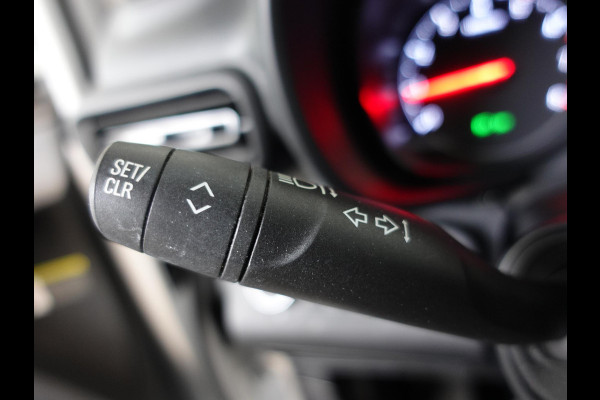 Opel Combo 102pk L1H1 Navi Apple Carplay/Android Auto Trekhaak Cruise Control Airco Parkeersensoren