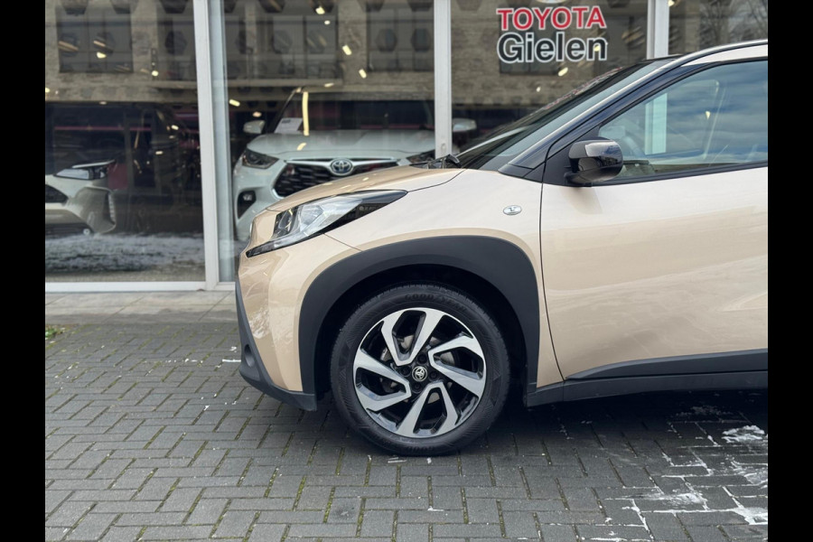 Toyota Aygo X 1.0 VVT-i Automaat Pulse | Stoelverwarming, Airconditioning, Apple CarPlay/Android Auto, Bi-Tone, 17 inch Lichtmetalen velgen