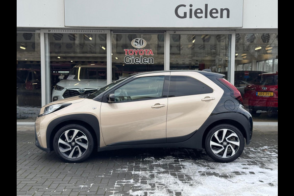 Toyota Aygo X 1.0 VVT-i Automaat Pulse | Stoelverwarming, Airconditioning, Apple CarPlay/Android Auto, Bi-Tone, 17 inch Lichtmetalen velgen