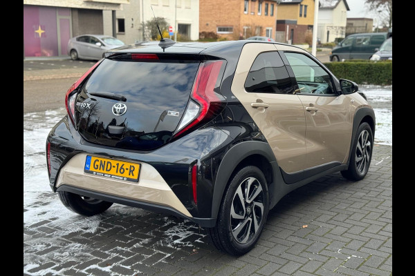 Toyota Aygo X 1.0 VVT-i Automaat Pulse | Stoelverwarming, Airconditioning, Apple CarPlay/Android Auto, Bi-Tone, 17 inch Lichtmetalen velgen