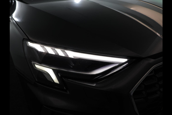 Audi A3 Sportback 30 TFSI S edition 110 pk S-tronic | Navigatie | Parkeersensoren achter | Apple Carplay/Android Auto | LED koplampen | S-Line |