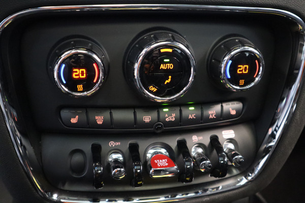 MINI Clubman 2.0 Cooper S ALL4 Chili Cruise/Climate Panoramadak Automaat 24 maanden garantie mogelijk (*vraag naar de voorwaarden)