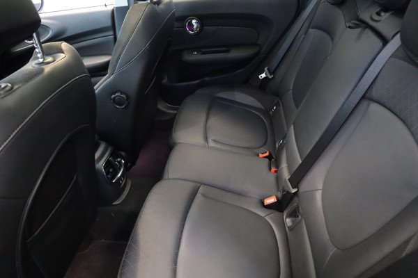 MINI Clubman 2.0 Cooper S ALL4 Chili Cruise/Climate Panoramadak Automaat 24 maanden garantie mogelijk (*vraag naar de voorwaarden)