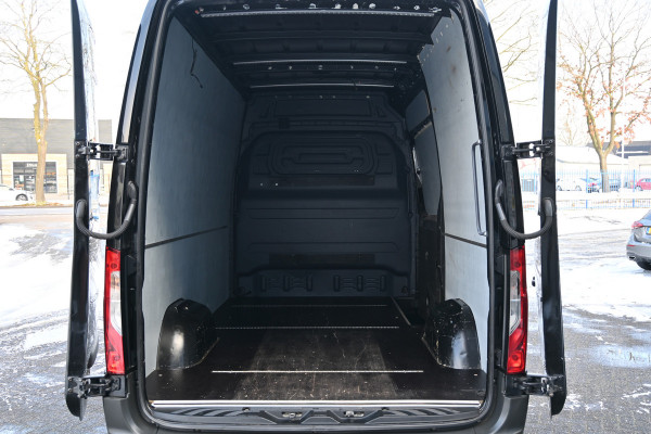 Mercedes-Benz Sprinter 316 CDI L2H2 3500 KG trekgewicht, MBUX met camera