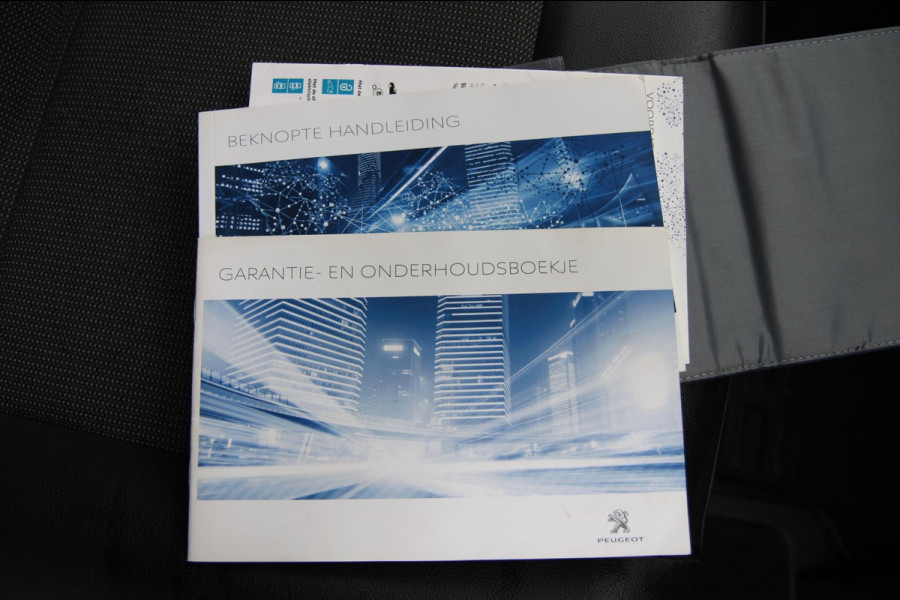 Peugeot Expert 2.0 BlueHDI 120PK L2 Premium / Trekhaak / Navi / App Connect