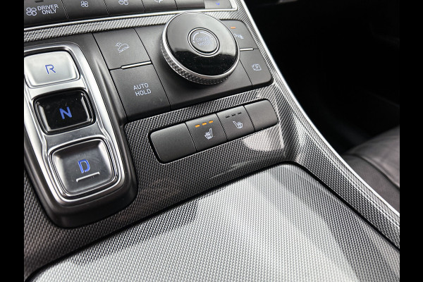 Hyundai Santa Fe 1.6 T-GDI HEV Comfort Smart(NL-auto, Carplay, Camera, Lane Assit, StoelV, Addapt Cruise, Navi, Etc)