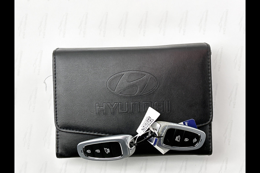 Hyundai Santa Fe 1.6 T-GDI HEV Comfort Smart(NL-auto, Carplay, Camera, Lane Assit, StoelV, Addapt Cruise, Navi, Etc)
