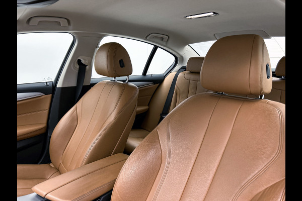 BMW 5 Serie 520d EDE Executive(Dealer OnderH, Navi, PDC V+A, Trekhaak, StoelV, Cruise Con, Etc)