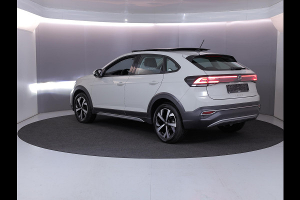 Volkswagen Taigo 1.0 TSI Style 110 pk Automaat (DSG) | Navigatie | Panoramadak | Trekhaak (afneembaar) | Parkeersensoren | Stoelverwarming |