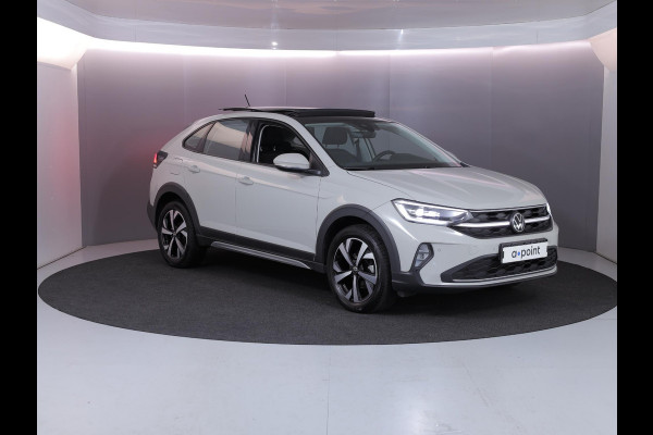 Volkswagen Taigo 1.0 TSI Style 110 pk Automaat (DSG) | Navigatie | Panoramadak | Trekhaak (afneembaar) | Parkeersensoren | Stoelverwarming |