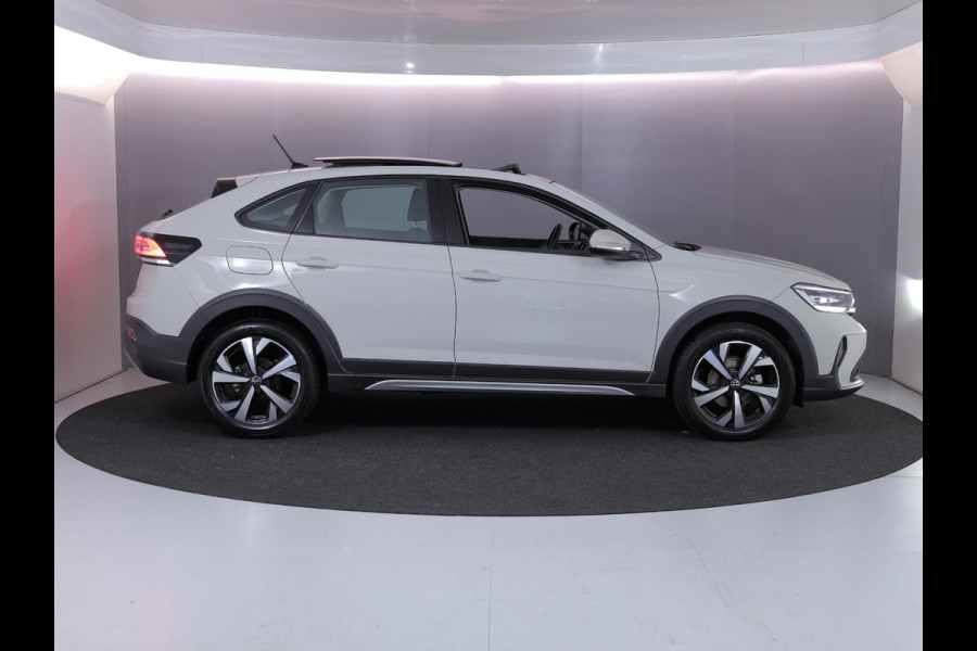 Volkswagen Taigo 1.0 TSI Style 110 pk Automaat (DSG) | Navigatie | Panoramadak | Trekhaak (afneembaar) | Parkeersensoren | Stoelverwarming |