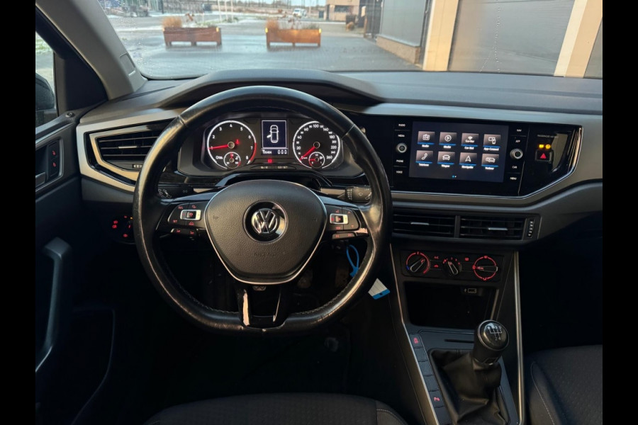 Volkswagen Polo 1.0 TSI Comf.l. Bus. NAVI ACC AIRCO PDC SPORTVELGEN ELEK PAKKET