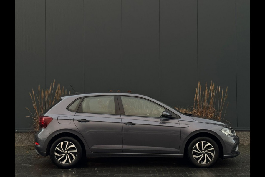 Volkswagen Polo 1.0 TSI Life GARANTIE NAVI APPLE CARPLAY ECC SPORTVELGEN