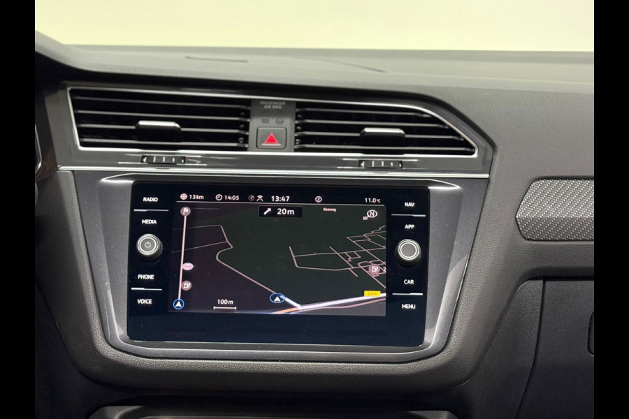 Volkswagen Tiguan All-Space 2.0 TSI 4Motion Highline Business 3x R-Line | 7 pers | HUD | Panoramadak | Navigatie | 19' inch