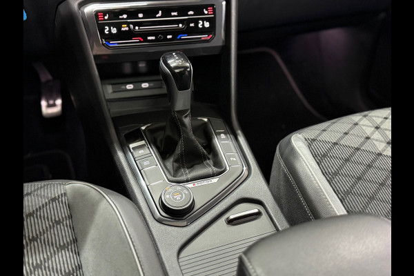 Volkswagen Tiguan All-Space 2.0 TSI 4Motion Highline Business 3x R-Line | 7 pers | HUD | Panoramadak | Navigatie | 19' inch