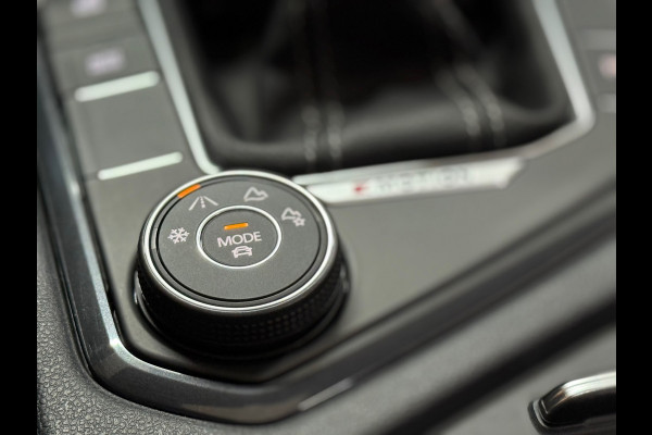 Volkswagen Tiguan All-Space 2.0 TSI 4Motion Highline Business 3x R-Line | 7 pers | HUD | Panoramadak | Navigatie | 19' inch