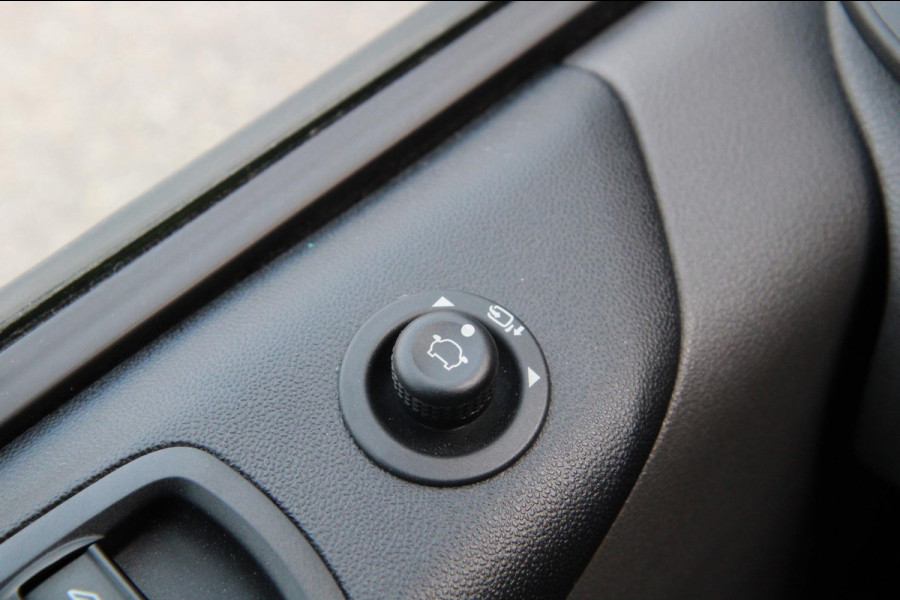 Ford Transit Custom 300 2.0 TDCI L2H1 Trend / Camera / Sync 3 / Dealer onderhouden