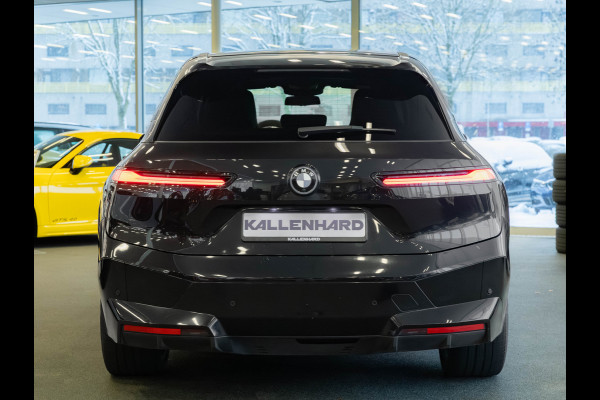 BMW iX xDrive50 - Sportpakket - Pano - Driving Ass Prof - Harman Kardon - 112 kWh