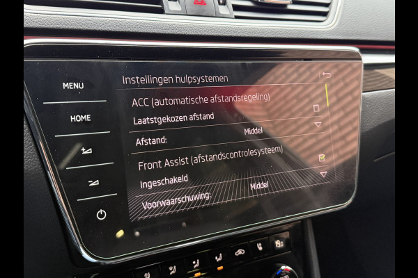 Škoda Superb Combi 2.0 TDI 190PK 4x4 Laurin & Klement Business | Panoramadak | Leder | Trekhaak | Canton | Adaptive cruise