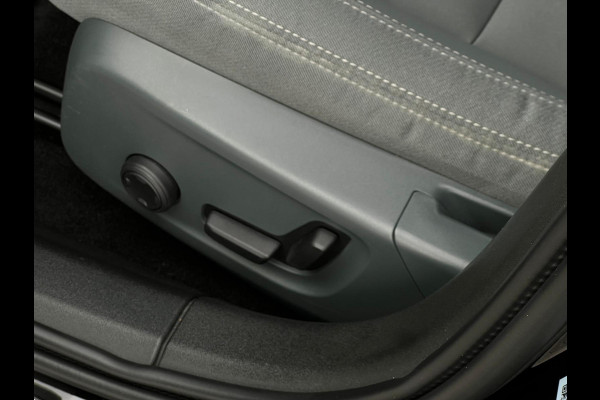 Polestar 2 Long Range Dual Motor Launch Edition 78kWh PANODAK | 19 INCH | CAMERA