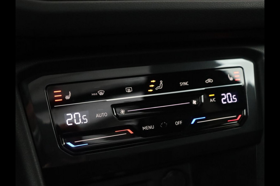 Volkswagen Tiguan 1.4 TSI eHybrid R Line | Panoramadak | Head-Up | Trekhaak | Stoelverwarming | Camera | Park Assist | Carplay | Matrix LED | Navigatie | Stuurverwarming | PHEV | Plug In