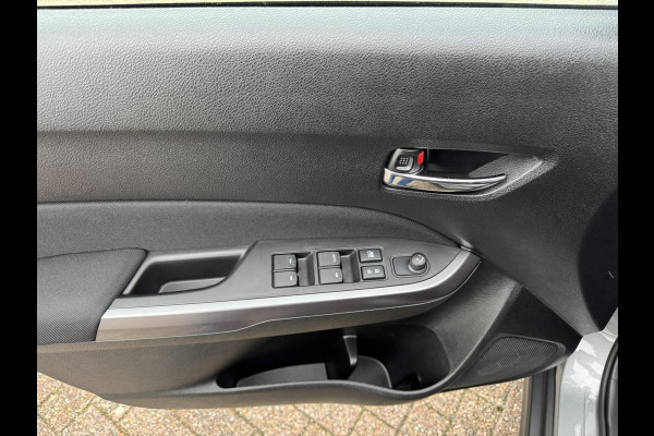 Suzuki Vitara 1.5 Hybrid Select Fabrieksgarantie Adaptive cruise Climate control Navigatie Stoelverwarming Achteruitrijcamera