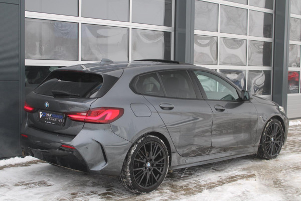 BMW 1-serie 118i M-Sport Shadow | Pano | 19 '' | HIFI | Ambient