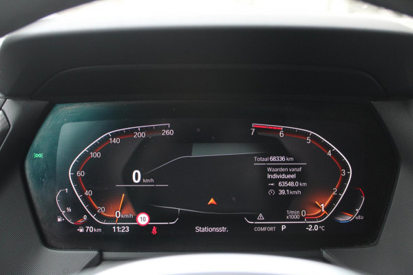 BMW 1-serie 118i M-Sport Shadow | Pano | 19 '' | HIFI | Ambient