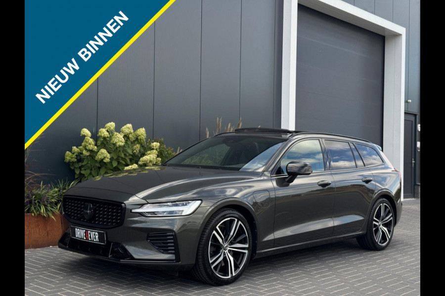 Volvo V60 2.0 T8 TE AWD R-Des. 392pk PANO CR CONTROL NAVI ECC