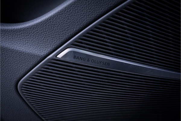 Audi Q7 60 TFSI e quattro Pro Line S Competition - Panorama | RS Seats | Luchtvering | B&O | Stoelkoeling & Massage | Elek Trekhaak