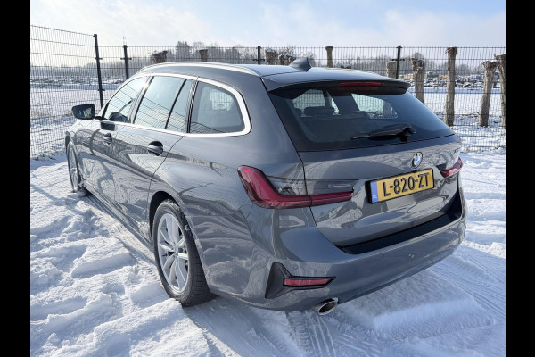 BMW 3 Serie Touring 320e Business Edition Plus | Carplay | Sportstoelen | EL trekhaak | Full Leder |