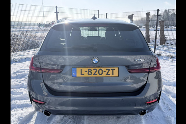 BMW 3 Serie Touring 320e Business Edition Plus | Carplay | Sportstoelen | EL trekhaak | Full Leder |