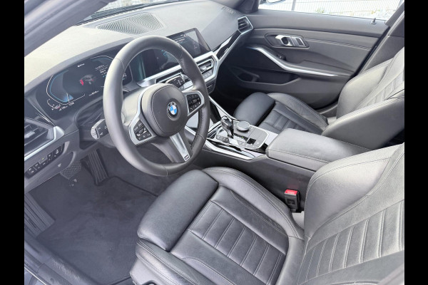 BMW 3 Serie Touring 320e Business Edition Plus | Carplay | Sportstoelen | EL trekhaak | Full Leder |