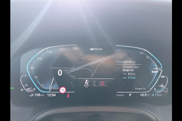 BMW 3 Serie Touring 320e Business Edition Plus | Carplay | Sportstoelen | EL trekhaak | Full Leder |