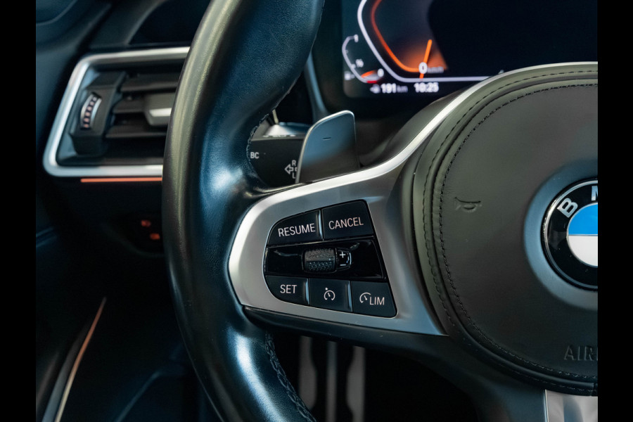 BMW 3-serie 320i M-Sport - Camera - Hifi - 19 inch - Live Cockpit Prof