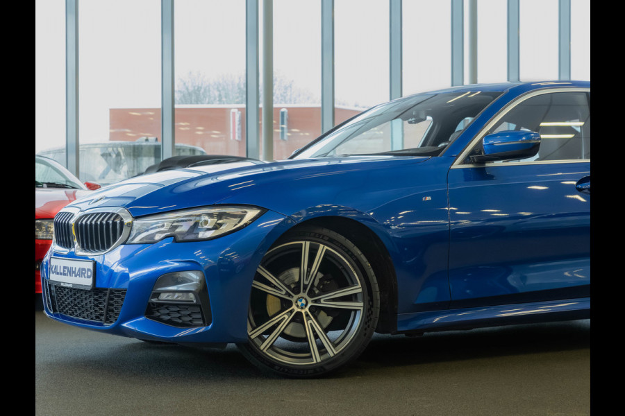 BMW 3-serie 320i M-Sport - Camera - Hifi - 19 inch - Live Cockpit Prof