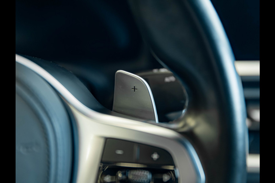 BMW 3-serie 320i M-Sport - Camera - Hifi - 19 inch - Live Cockpit Prof